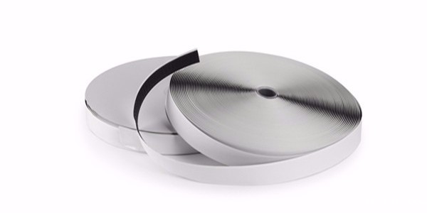 优米网官网在纸箱子上的使用