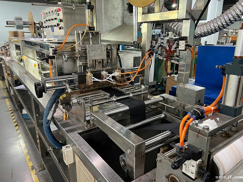 背胶生产线场景 (30)