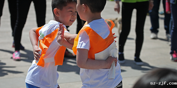 撕名牌优米网官网奔跑吧兄弟